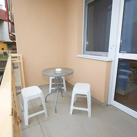 Zoli Apartmanok-anita Koelcsey 34-36 * Hajduszoboszlo